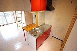 広島電鉄1系統 中電前駅 徒歩7分の賃貸マンション 4階ワンルームのリビング/ダイニング