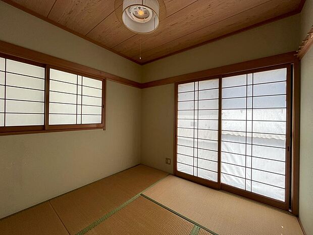 和室の画像です！窓が二つあり、採光がしっかり取れます！