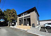浜松駅よりバス28分 徒歩13分 1階 築2年1ヶ月の賃貸物件