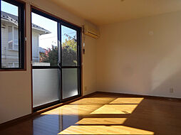 ハイツシャリオC 1階3LDKのリビング/ダイニング