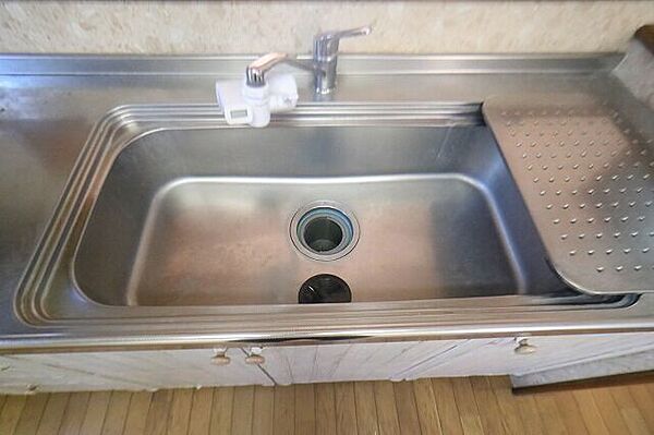 【sink】奥様に人気のカウンターキッチン。ダイニングやリビングで過ごすご家族との会話を楽しみながらお料理できます♪