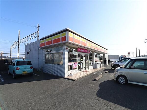 デイリーヤマザキ新居町駅前店 3240m