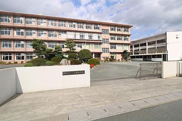 浜松市立笠井中学校 2100m