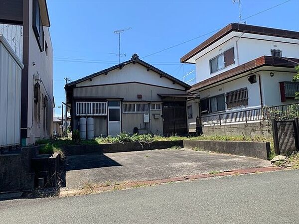 【appearance】新居町駅まで徒歩4分でアクセス良好です！建築条件なしのため、お好きなハウスメーカーで建てられます！