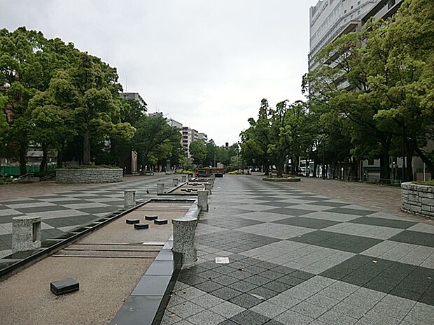 横浜市役所 環境創造局 大通り公園　3640ｍ