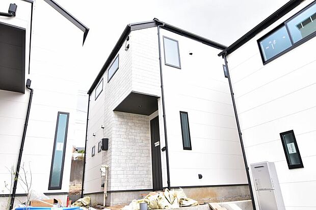 現地の状態をご覧いただくことで、隣接した環境をしっかりとご確認いただけます。