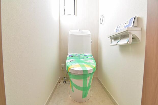 毎日使う場所だからこそ、使い勝手を考慮しました。白を基調に、飽きのこない空間は質感豊かな仕上がりとなっております。