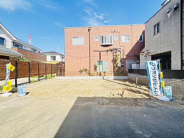 完成時期は2026年2月です。同じ工務店の完成見本や同ボリュームの完成物件もご案内しておりますので、お気軽にお問い合わせください。