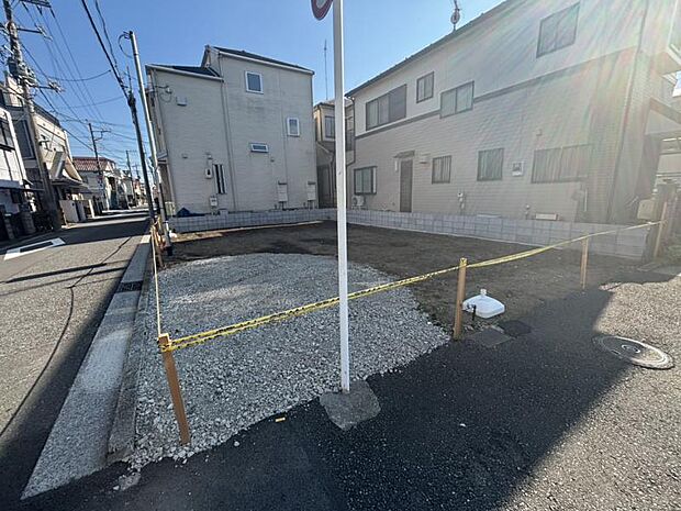 現地の状態をご覧いただくことで、隣接した環境をしっかりとご確認いただけます。