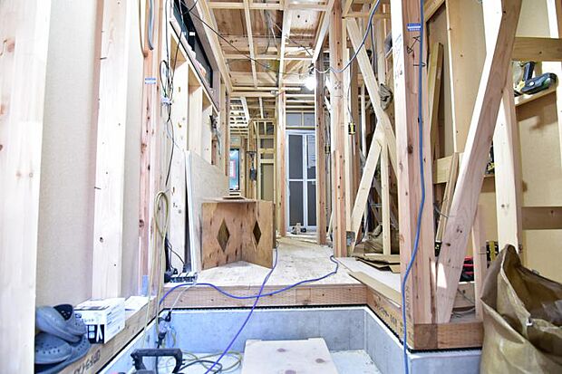 陽当りや通風性など各所に施された工夫で住みやすさを実現。部屋の大きさや周辺環境・街並など、資料には掲載していない情報が現地にはたくさんございます。是非ご確認下さい。