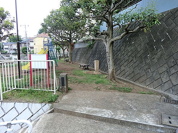 馬場町第三公園 430m