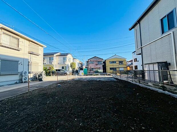 現地の状態をご覧いただくことで、隣接した環境をしっかりとご確認いただけます。 