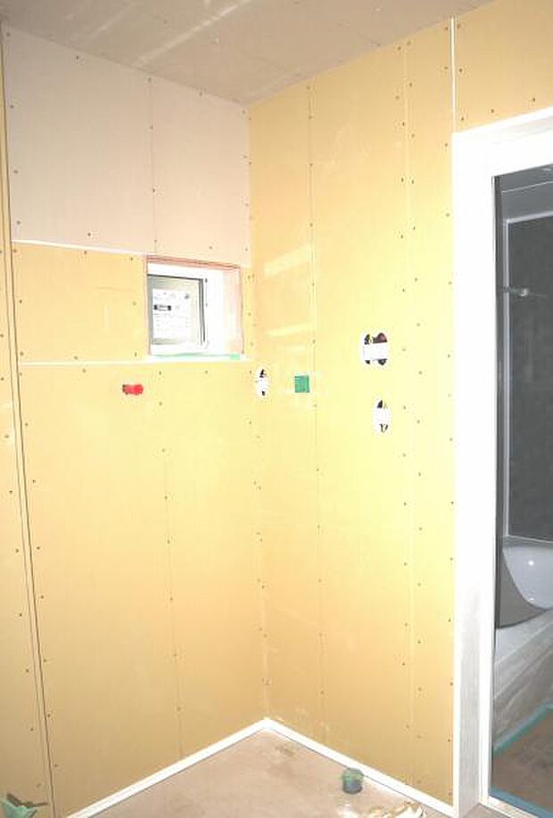 清潔感と機能性を備え一日の始まりと終わりを心地よく演出してくれるパウダールームです。(2026.2.16撮影)