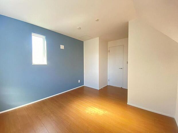 洋室6.7帖　居室には収納スペースが豊富なため、シンプルですっきりとした暮らしが実現できます。