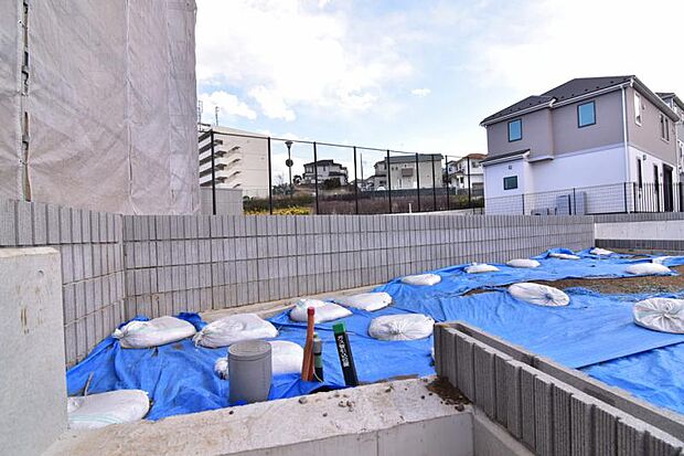 地域密着の営業スタッフが周辺環境も合わせてご案内いたします TEL0120-36-4066