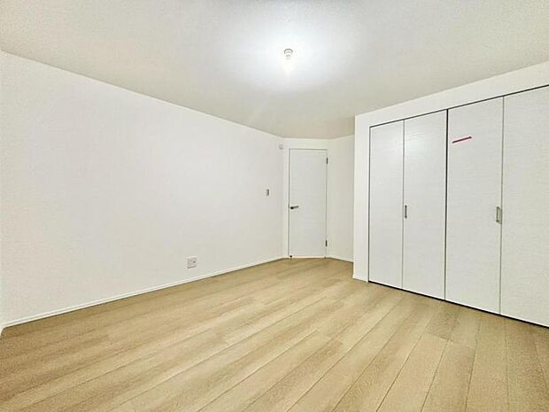 納戸7.4帖 独立性を高めたお部屋。たっぷりの収納も配備しており、片付いた空間を実現できそうです。