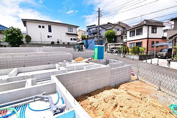 子育て環境にはぴったりな落ち着いた雰囲気の閑静な住宅地です。実際の日当たりや現地の雰囲気もご確認くださいませ。
