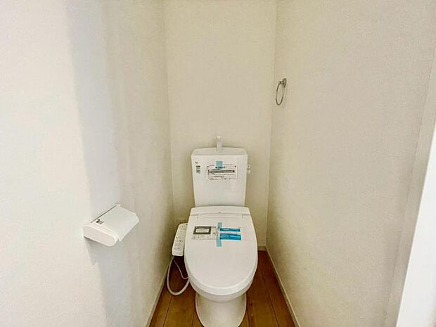 毎日使う場所だからこそ、使い勝手を考慮しました。白を基調に、飽きのこない空間は質感豊かな仕上がりとなっております。