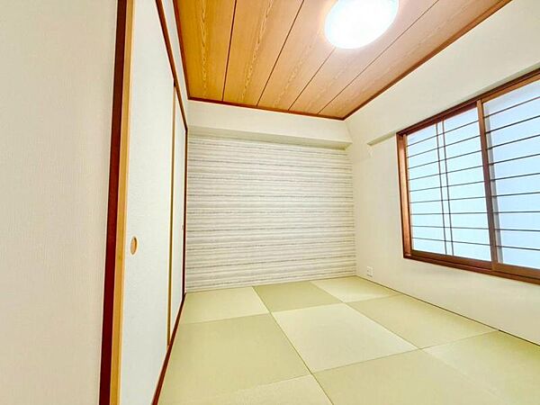 仕事や趣味のスペースとしても活用できる、多用途に使える部屋。