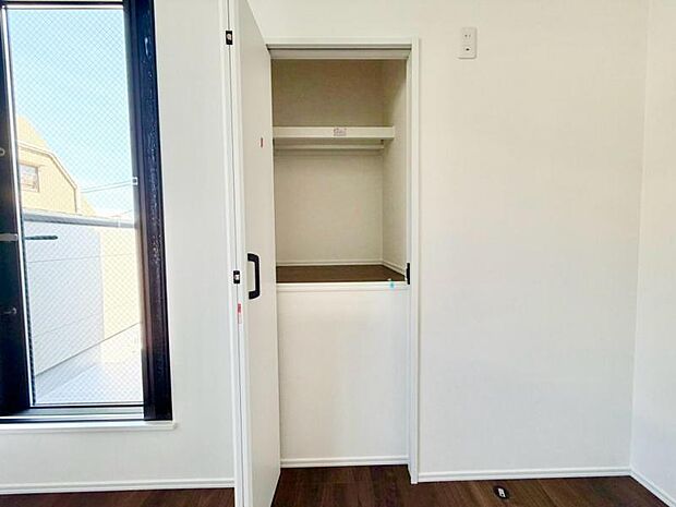 各部屋に収納が充実しており、整理整頓がしやすい設計です。