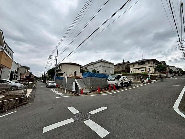 家と同じくらい周辺環境は大切なもの。図面だけでは分からない現地の雰囲気もご確認くださいませ。（2026年6月撮影）