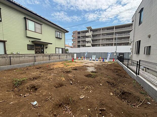 同じ工務店の完成見本や同ボリュームの完成物件もご案内しておりますので、お気軽にお問い合わせ下さいませ。
