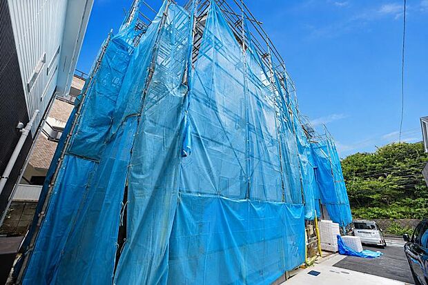 （施工中）清潔感のあるシンプルな外観が魅力な物件です。