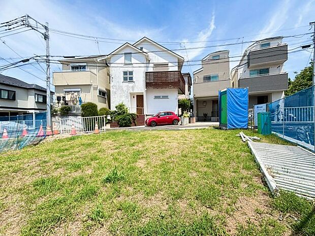 完成前の今だからこそ、住まいの創造が膨らむご案内をいたします。【2026.6.1撮影】