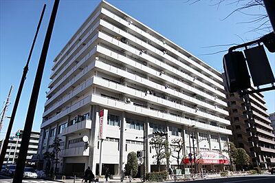 外観:鶴見駅徒歩5分の好立地です 外観:鶴見駅徒歩5分の好立地です