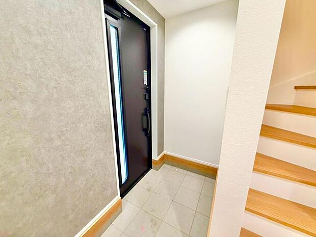 今後ご家族の「行ってきます」「ただいま」が行き交う空間になることでしょう。