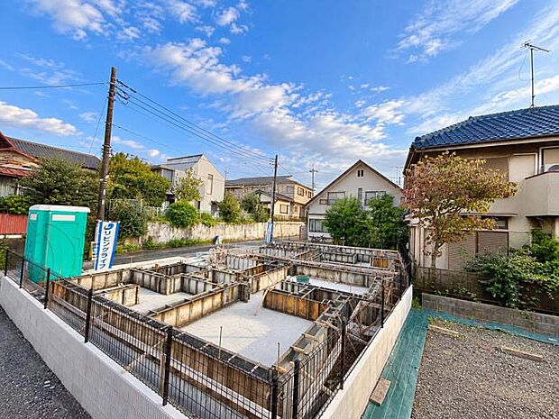 更地の状態をご覧頂くことで、隣接した環境をしっかりとご確認頂けます。