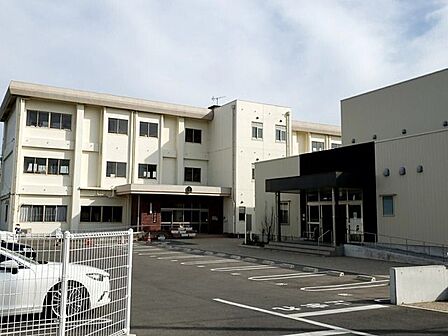 中村小学校ふるさとを愛し豊かな心と夢をもつかしこくたくましい中村っ子の育成 540m