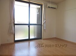 メゾンドラスリーズ 203 2階1Kのリビング/ダイニング