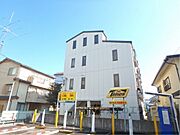石山駅より徒歩1分 2階 築27年7ヶ月の賃貸物件