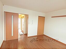 アザリア長山 2階1Kのリビング/ダイニング