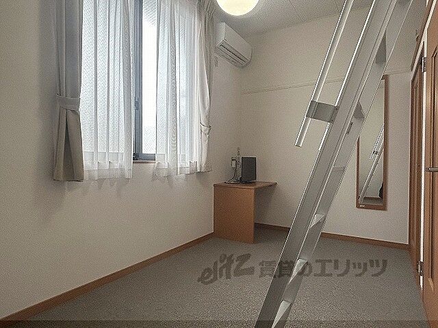 寝室