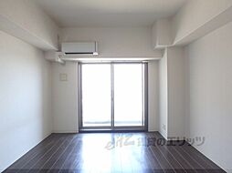 アール・ツー・コート 702 7階1Kのリビング/ダイニング