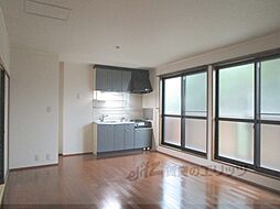 近江鉄道近江本線 日野駅 徒歩34分の賃貸アパート 2階2LDKのリビング/ダイニング