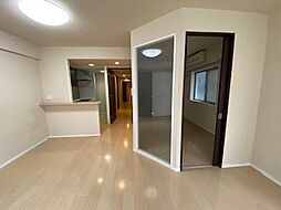 プライムアーバン日本橋大伝馬町 4階1LDKのリビング/ダイニング