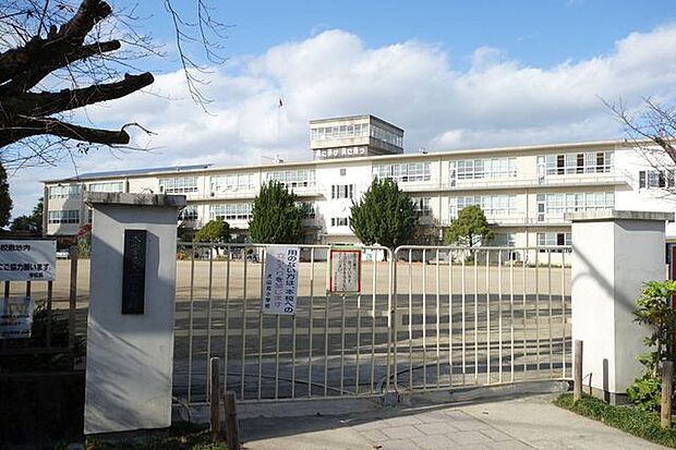 犬山市立 犬山北小学校 650m