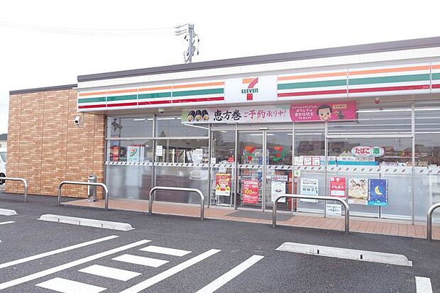 セブンイレブン南山名店 280m