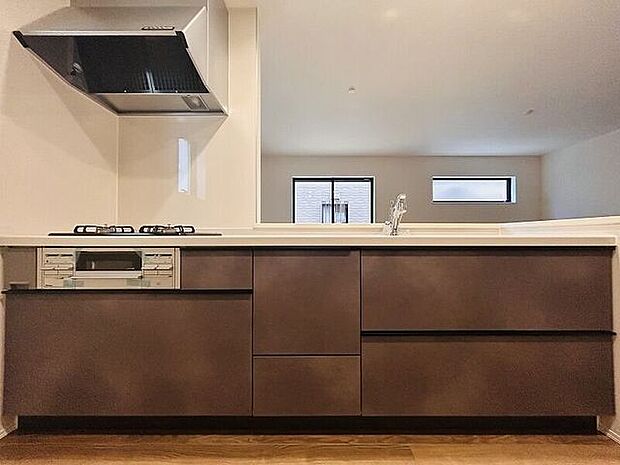 大きなシンクや広いワークトップやたっぷりの収納スペース!使い勝手が良く毎日のお料理が楽しくなりそう♪