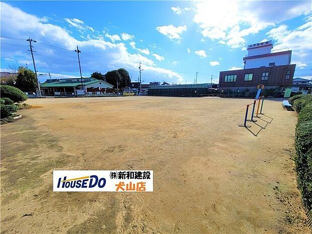 さつきヶ丘児童広場 170m
