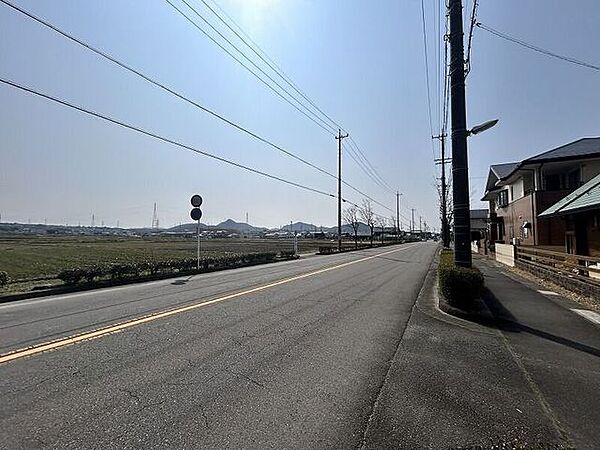 前面道路含む現地写真