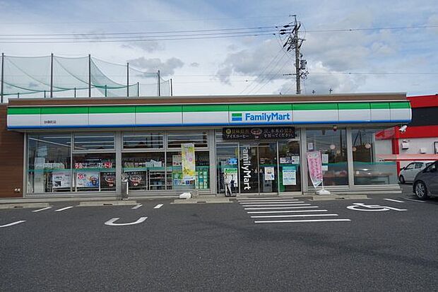 ファミリーマート扶桑町店 450m