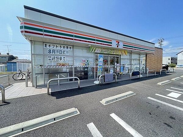 セブン-イレブン 扶桑高雄定松店 700m
