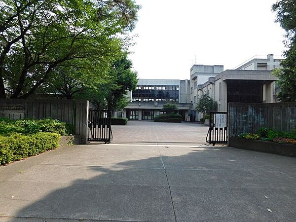 弥栄小学校 1230m