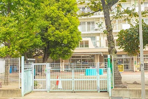 幼稚園・保育園 400m 江戸川区立 南平井保育園(江戸川区立 南平井保育園まで400m 徒歩5分。)