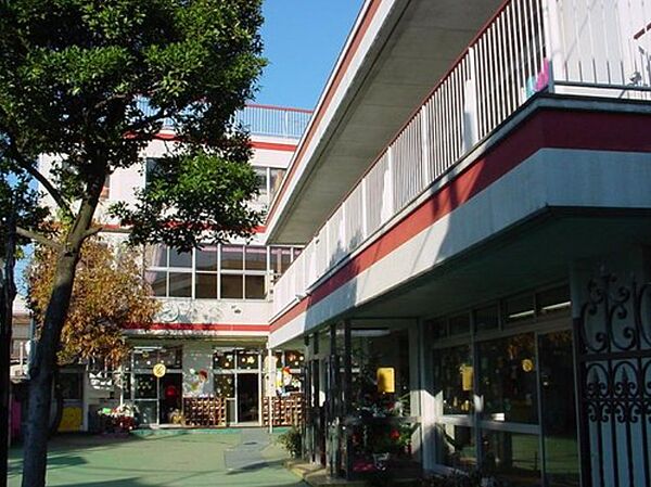 幼稚園・保育園 300m 島田第一幼稚園(島田第一幼稚園まで600m 徒歩8分。)
