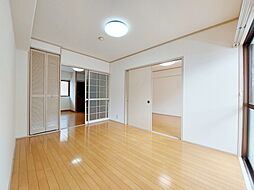 ホワイトガーデン 103 号室 1階2DKのリビング/ダイニング